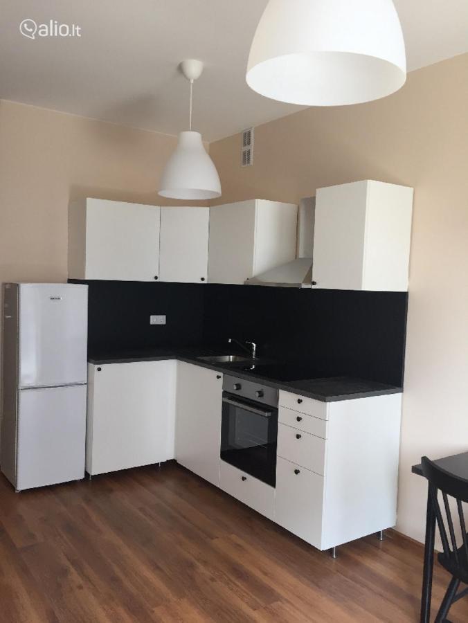 Close To Panorama Center Apartment Self Check-In Garage Free Vilnius Bagian luar foto
