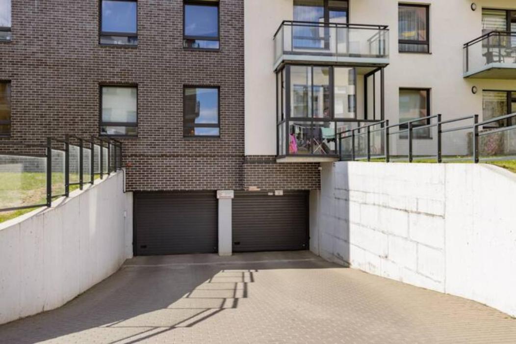 Close To Panorama Center Apartment Self Check-In Garage Free Vilnius Bagian luar foto